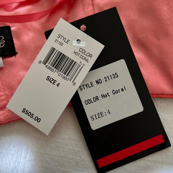 La Femme Prom Dress - Picture 16 of 16